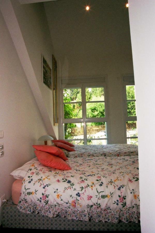 Double or Twin Room Private External Bathroom